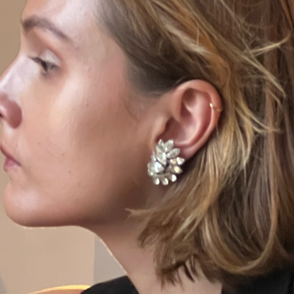 Weiss Vintage Rhinestone Clip-on Earrings Prong Settings Rhodium Plate Cool Girl - Picture 7 of 9